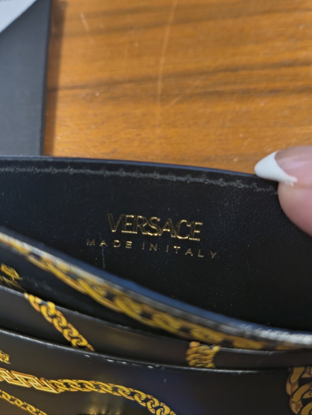 Versace La Medusa Black Gold Chain Print Leather Card Holder Wallet - Picture 3 of 11